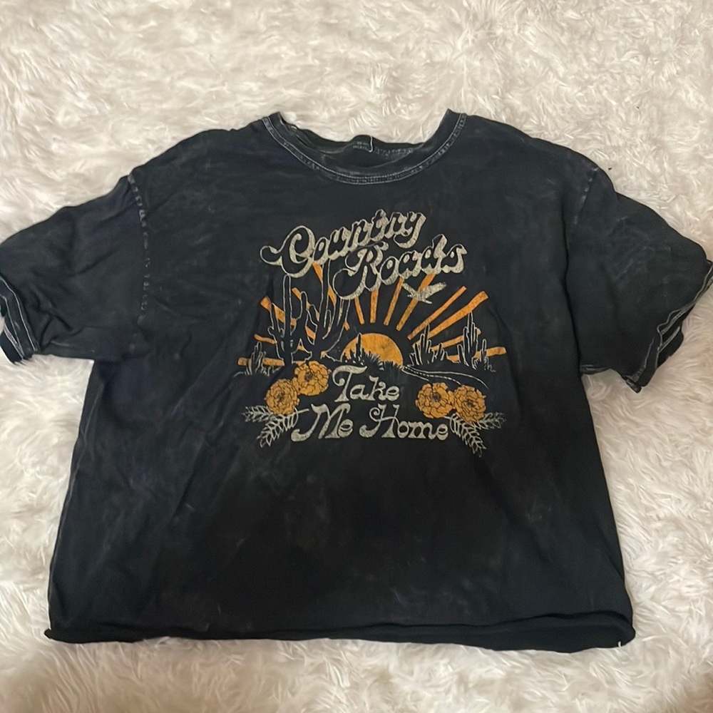 Fifth Sun size medium crop top